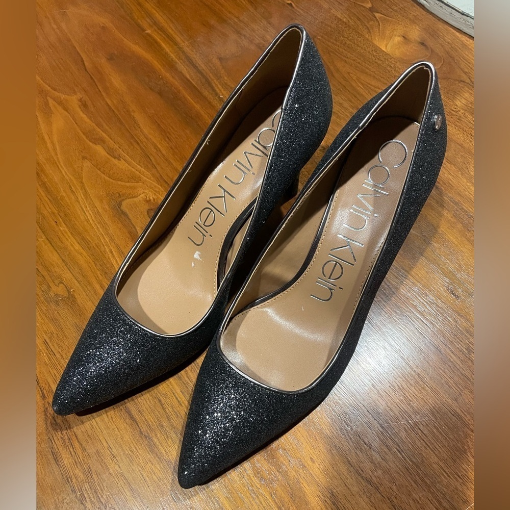 Calvin Klein Black/Gray Sparkle Heels